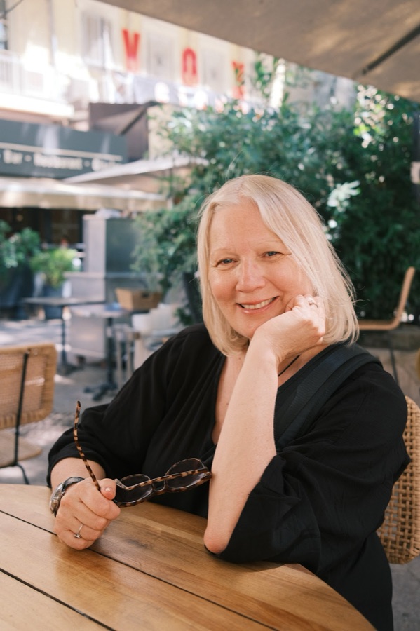 Karen Hodgson, Psychotherapist